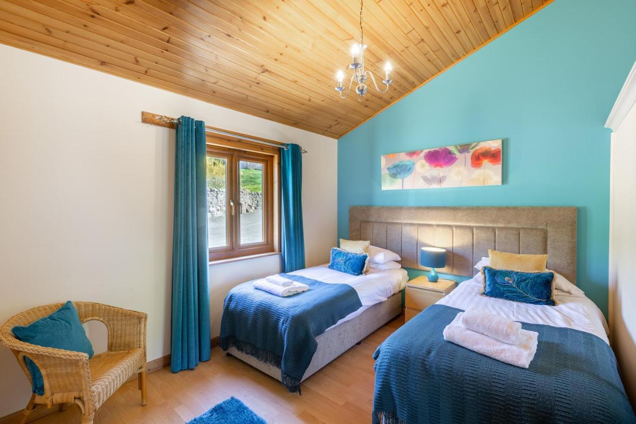 Douglas Fir Lodge With Hot Tub Купар Екстер'єр фото