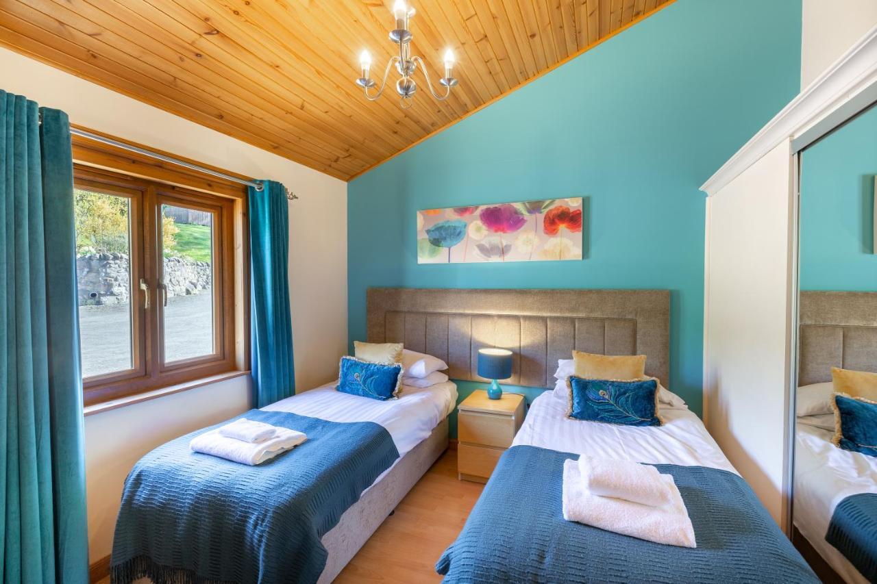 Douglas Fir Lodge With Hot Tub Купар Екстер'єр фото